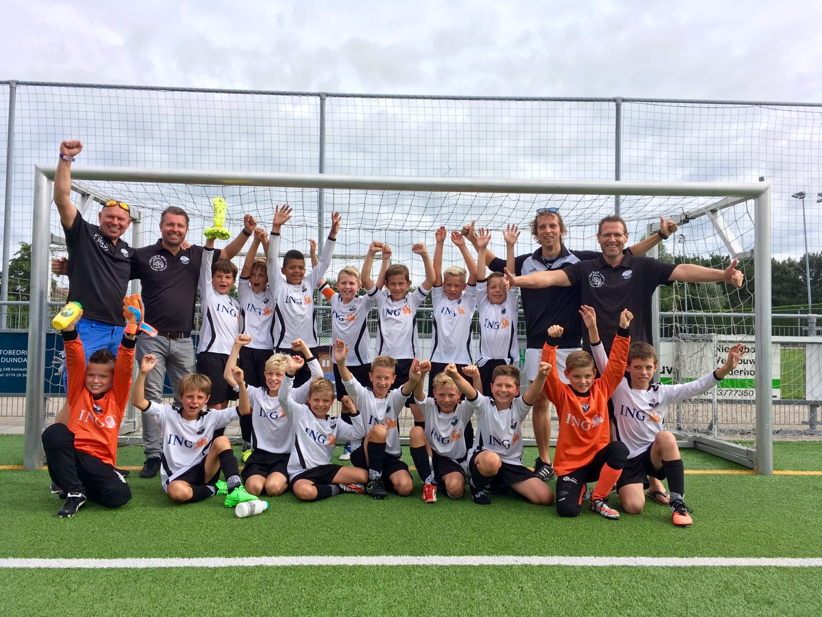 Alle JO11 teams op de 1e plek bij Quintus toernooi